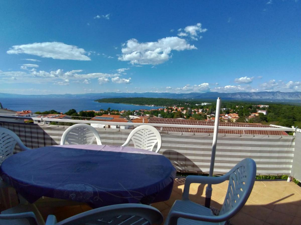 Apartment Njivice 15904B ภายนอก รูปภาพ